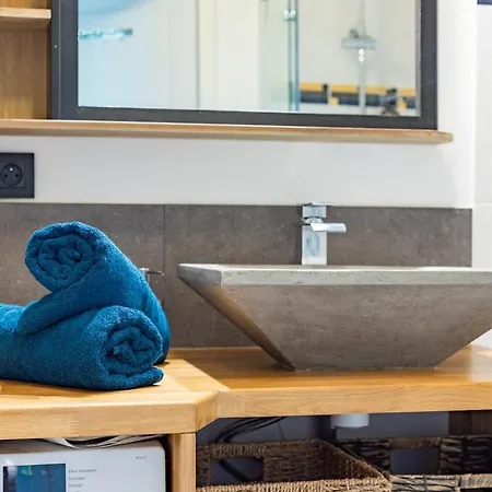 Le Terminal Zen - Clim - Airport - Tramway Daire